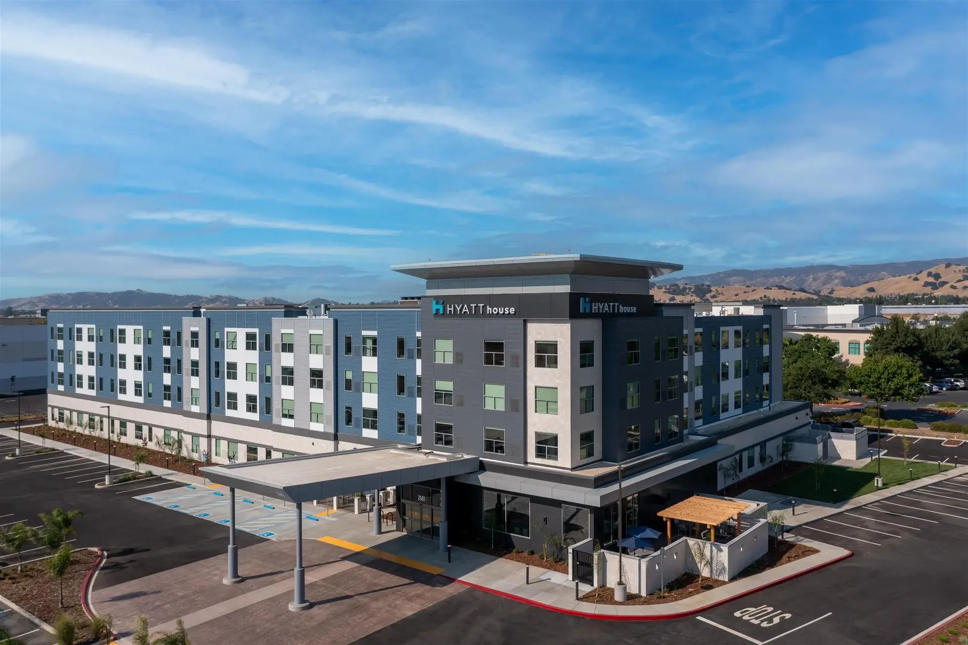 Hyatt House Vacaville — aerial exterior