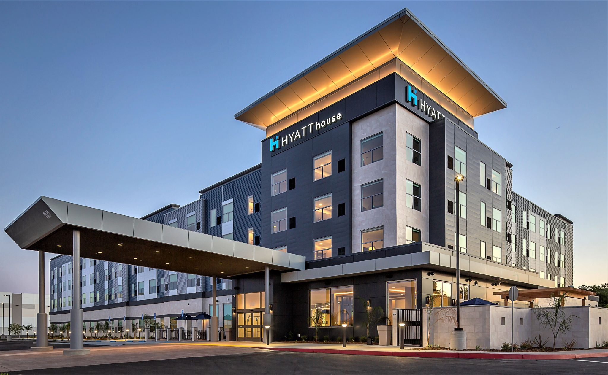 Hyatt House Vacaville — exterior