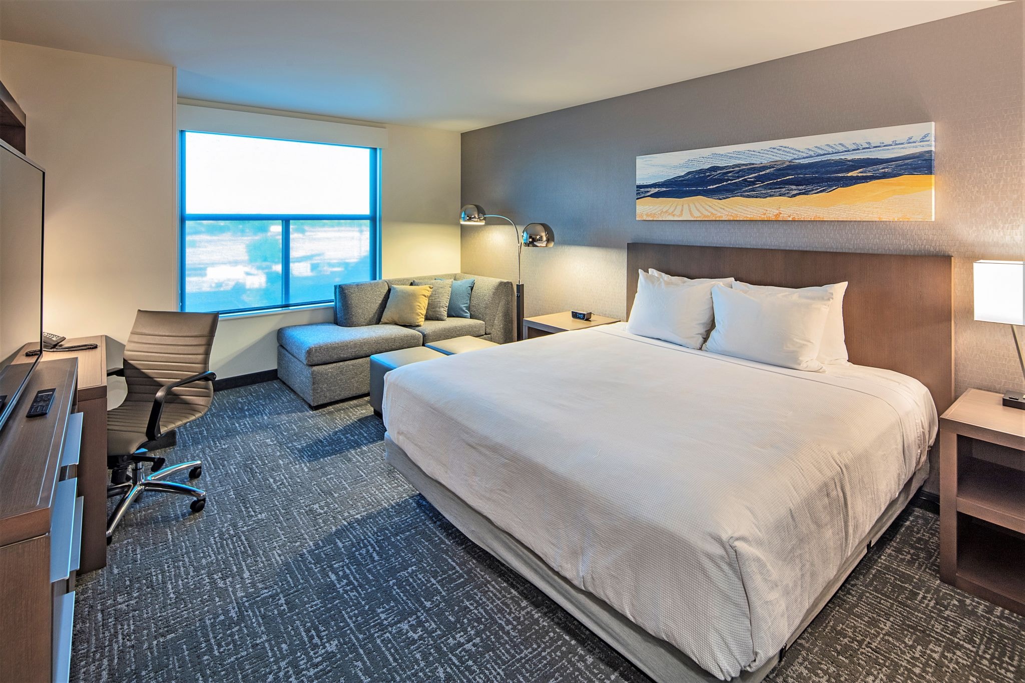 Hyatt House Vacaville — guest room